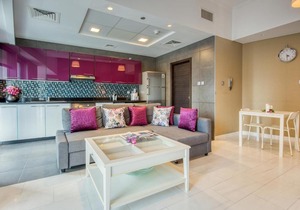 Outstanding Apartment at the Cayan Tower by Deluxe Holiday Homes