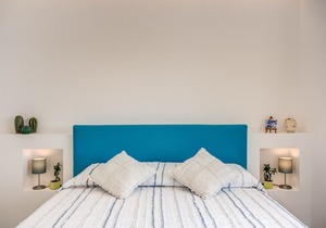 Relais Mamma Mia. Stunning Villa with garden, pool and sea views at 5 mins from the sea