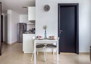 Serene Studio in Dubai Marina!