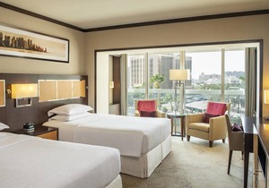 Sheraton Dubai Creek Hotel & Towers