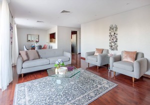 Sophisticated 3BR in Dubai Marina With Stunning Marina Views
