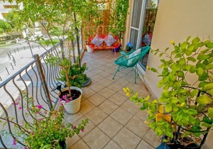 Spacious 2 bedroom/2 bathroom apartment in Motor City-Dubai