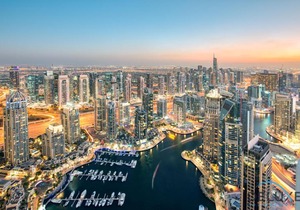 Spectacular 2 bedrooms in Damac Heights by Deluxe Holiday Homes