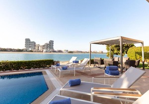 Stella Stays Exceptional 4 BDR Palm Villa Beach Private Pool