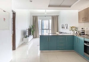 Stylish 1BR Apt w/Amazing Marina Views!