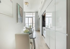 Stylish Studio with Marina & Sea Views!