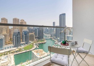 Stylish Studio with Marina & Sea Views!