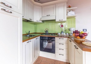 These 4 cosy country apartments are located at the edge of a pretty village.