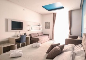 Toledo 16 Luxury Suites