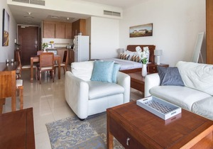Tranquil Studio in JLT with Lovely Views!