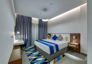 Two Bedroom Apartment In DIP By Luxury Bookings