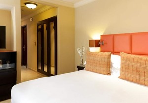 Two Bedroom Apartment Near Dubai Media City Park