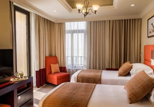 Two Bedroom Apartment Near Dubai Media City Park