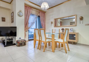 Two Bedroom Beachfront Apartment in Shams 4, JBR by Deluxe Holiday Homes