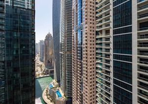 Upscale 2BR with Partial Marina and Harbour views!