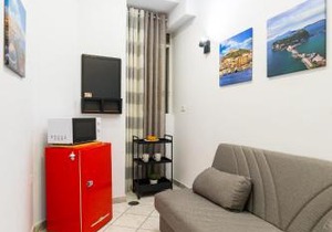 Ventaglieri ground floor Room by Wonderful Italy