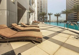 Vibrant Two Bedroom in the Marina