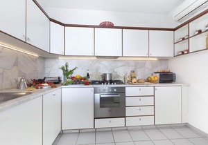 Villa del Sole with Sea View, Direct Sea Access, Parking and Air Conditioning