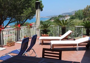 Villa Elvira Country House