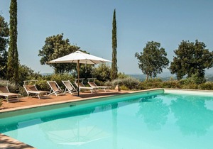 Villa in Montalcino with 6 bedrooms sleeps 12
