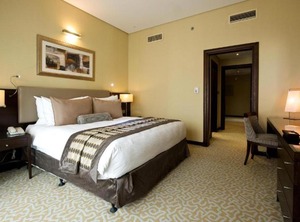 Executive Internet Metro Station | Barsha Heights