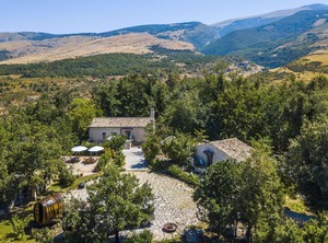 Holiday Abbateggio Persons | Abbateggio