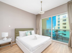 Lago Vista B | Dubai Production City
