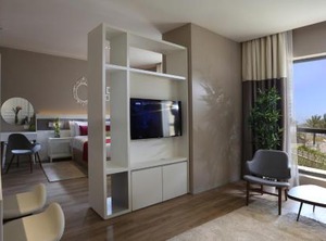 Ramada Hotel | Dubai Marina