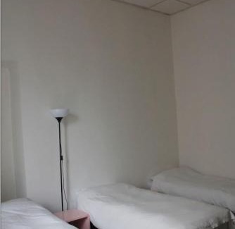 Naples City Centre House | 1 bed in Basic 6 Bed Female Room (share Bathroom)
