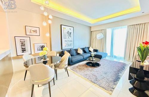 Business Bay Apartment | 1 Bedroom Apartment in Paramount Tower - A