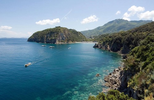 Ischia Porto Apartment | 100 m² Apartment ∙ 2 bedrooms ∙ 5 guests