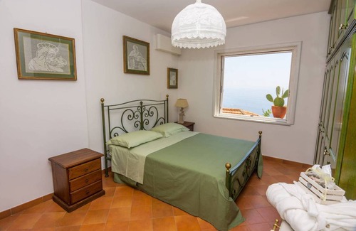 Chiesa Nuova Apartment | 100 m² Apartment ∙ 3 bedrooms ∙ 6 guests