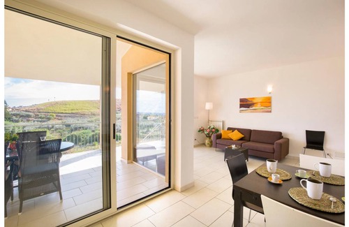 Badolato House | 100 m² House ∙ 3 bedrooms ∙ 6 guests