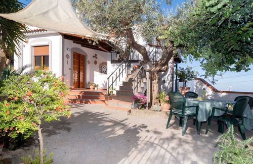 Termini Other | 110 m² Accommodation ∙ 3 bedrooms ∙ 6 guests