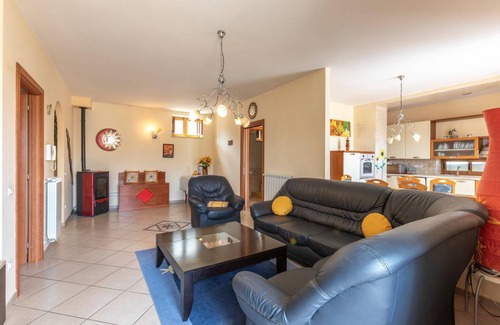 Palma Campania Apartment | 120 m² Apartment ∙ 2 bedrooms ∙ 4 guests
