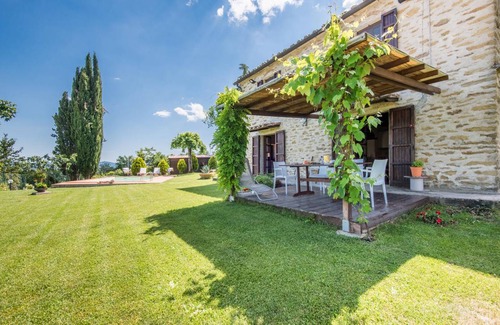 Capolona House | 120 m² House ∙ 2 bedrooms ∙ 5 guests