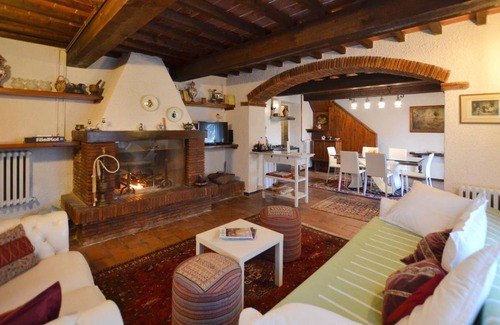 Capolona House | 120 m² House ∙ 2 bedrooms ∙ 5 guests