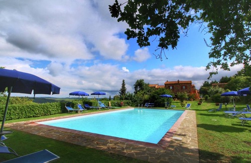 Castiglione d'Orcia House | 120 m² House ∙ 4 bedrooms ∙ 8 guests