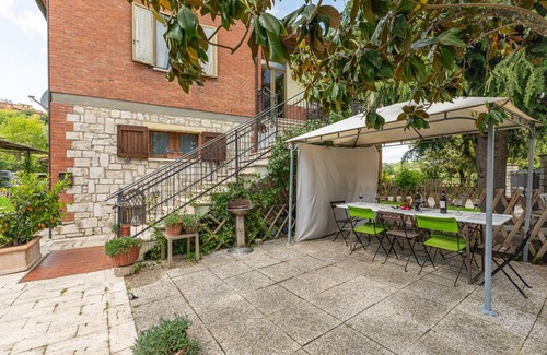 San Giovanni d'Asso Apartment | 120 m² Apartment ∙ 4 bedrooms ∙ 8 guests