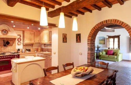 Panicale House | 130 m² Farmhouse ∙ 2 bedrooms ∙ 6 guests