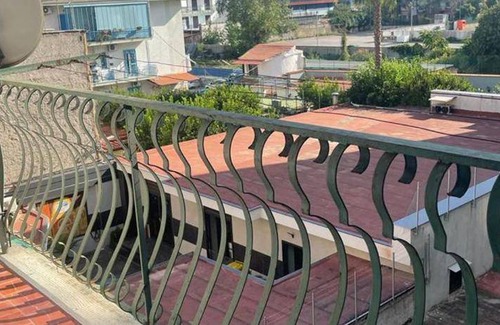 Secondigliano Apartment | 140 m² Apartment ∙ 3 bedrooms ∙ 6 guests