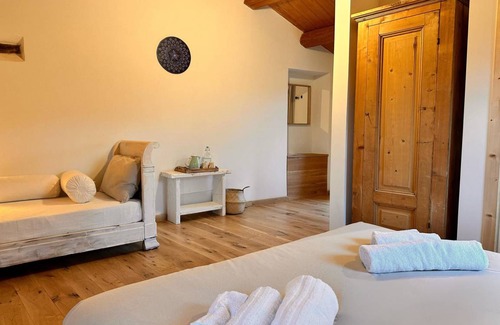 Saludecio House | 143 m² Farmhouse ∙ 5 bedrooms ∙ 15 guests