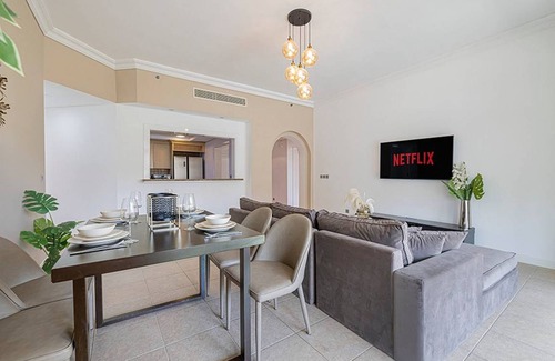 Palm Jumeirah Apartment | 144 m² Apartment ∙ 2 bedrooms ∙ 5 guests