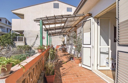 Brancaleone Marina Apartment | 150 m² Apartment ∙ 3 bedrooms ∙ 6 guests