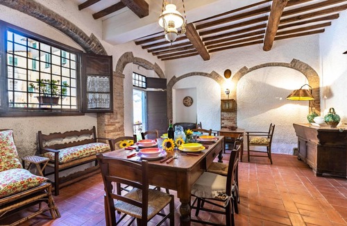 Capannoli House | 150 m² Maisonette ∙ 3 bedrooms ∙ 9 guests