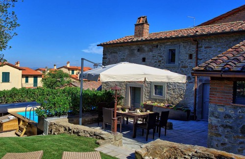 Camucia Villa | 160 m² Villa ∙ 3 bedrooms ∙ 6 guests