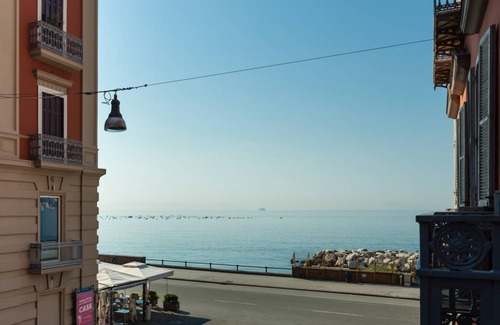 Chiaia Apartment | 180 m² Apartment ∙ 3 bedrooms ∙ 10 guests