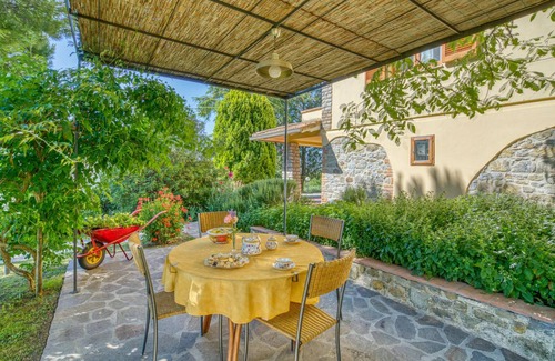 Capolona House | 180 m² House ∙ 3 bedrooms ∙ 6 guests
