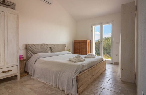Olbia Villa | 190 m² Villa ∙ 4 bedrooms ∙ 8 guests