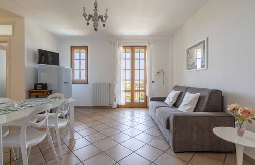 Sant'Agnello Apartment | 2 BEDROOM APARTMENT WITH A VIEW OF THE GULF OF NAPLES